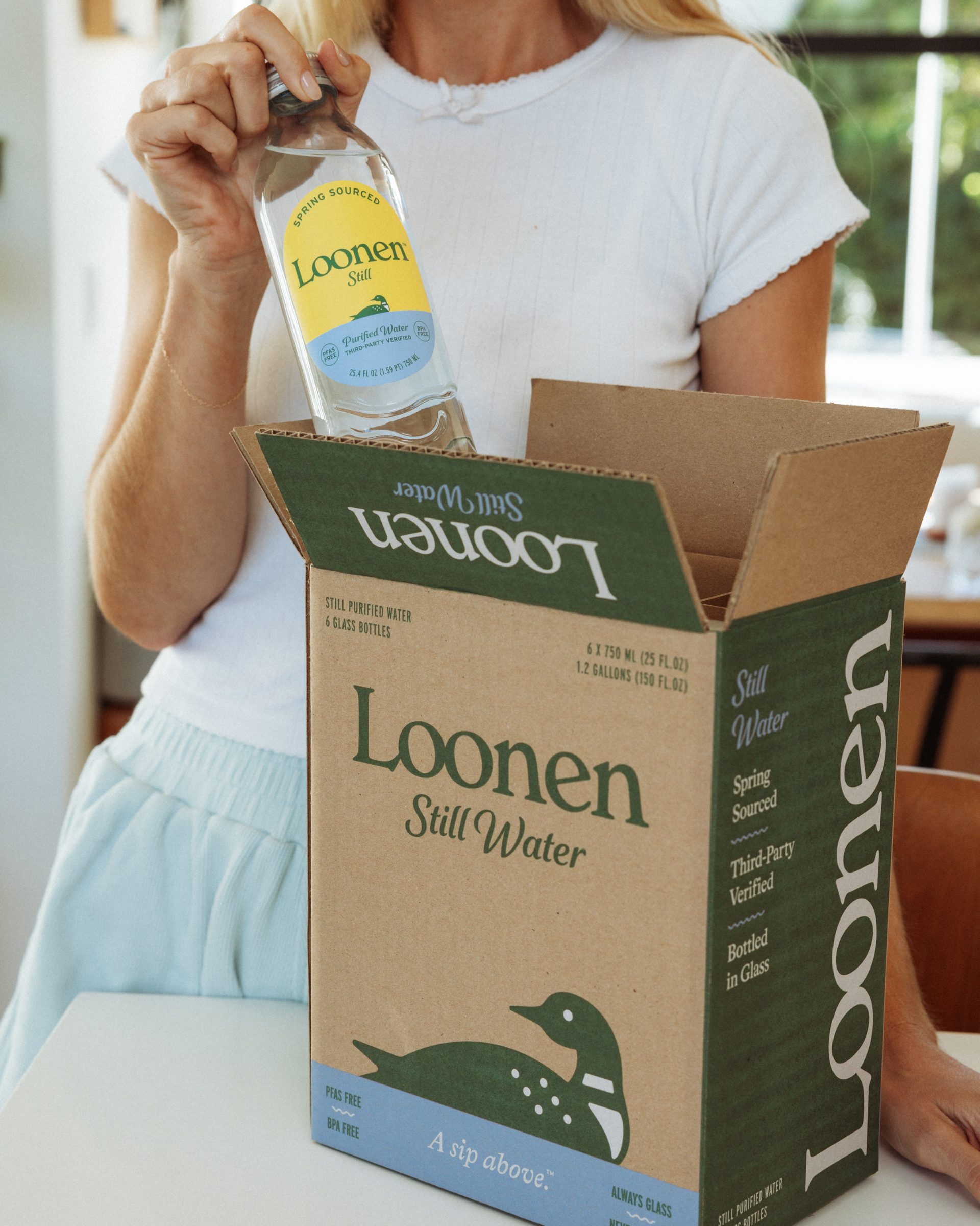 Loonen Still Water by Colony